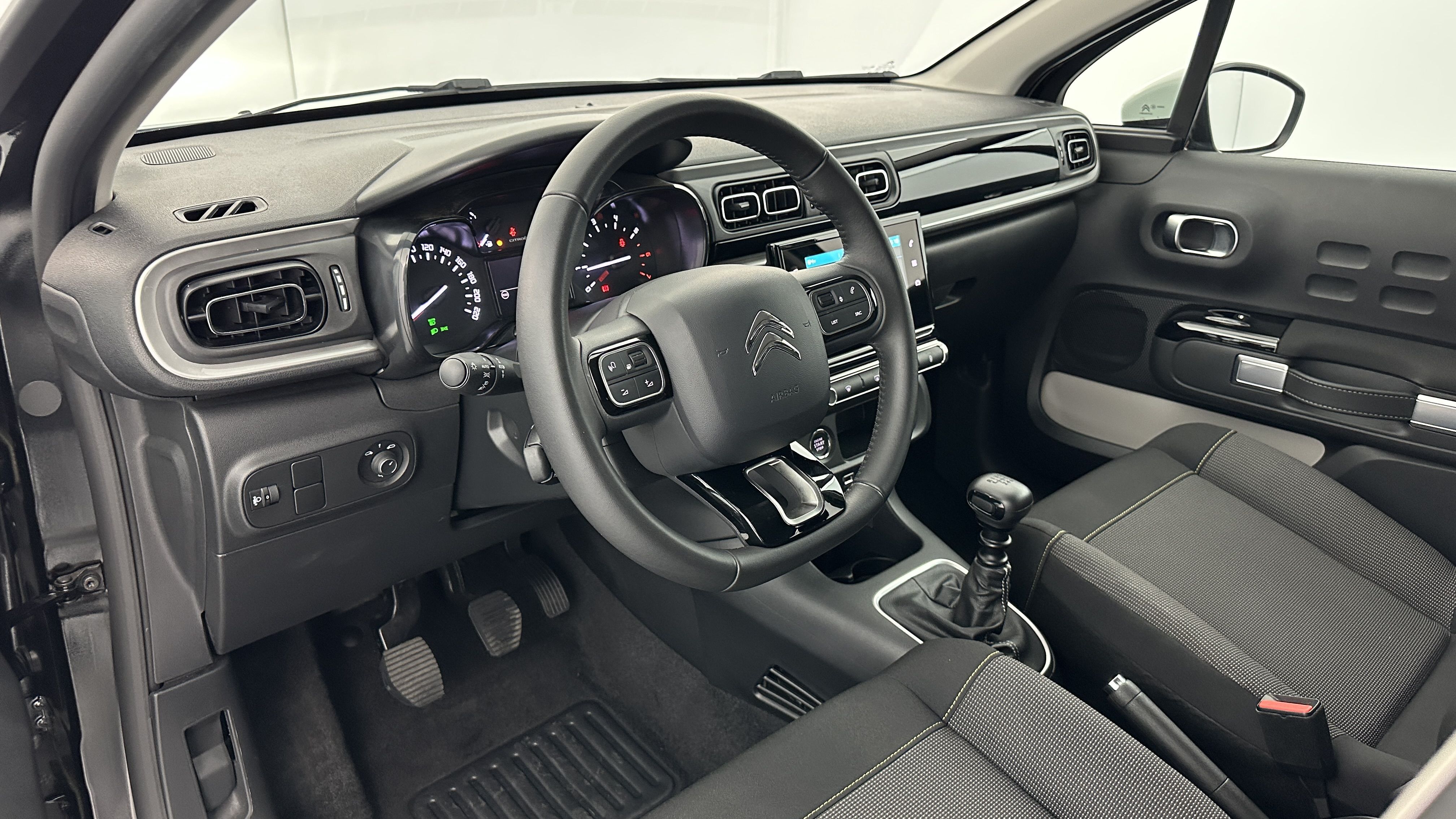 CITROEN C3 — photo 6