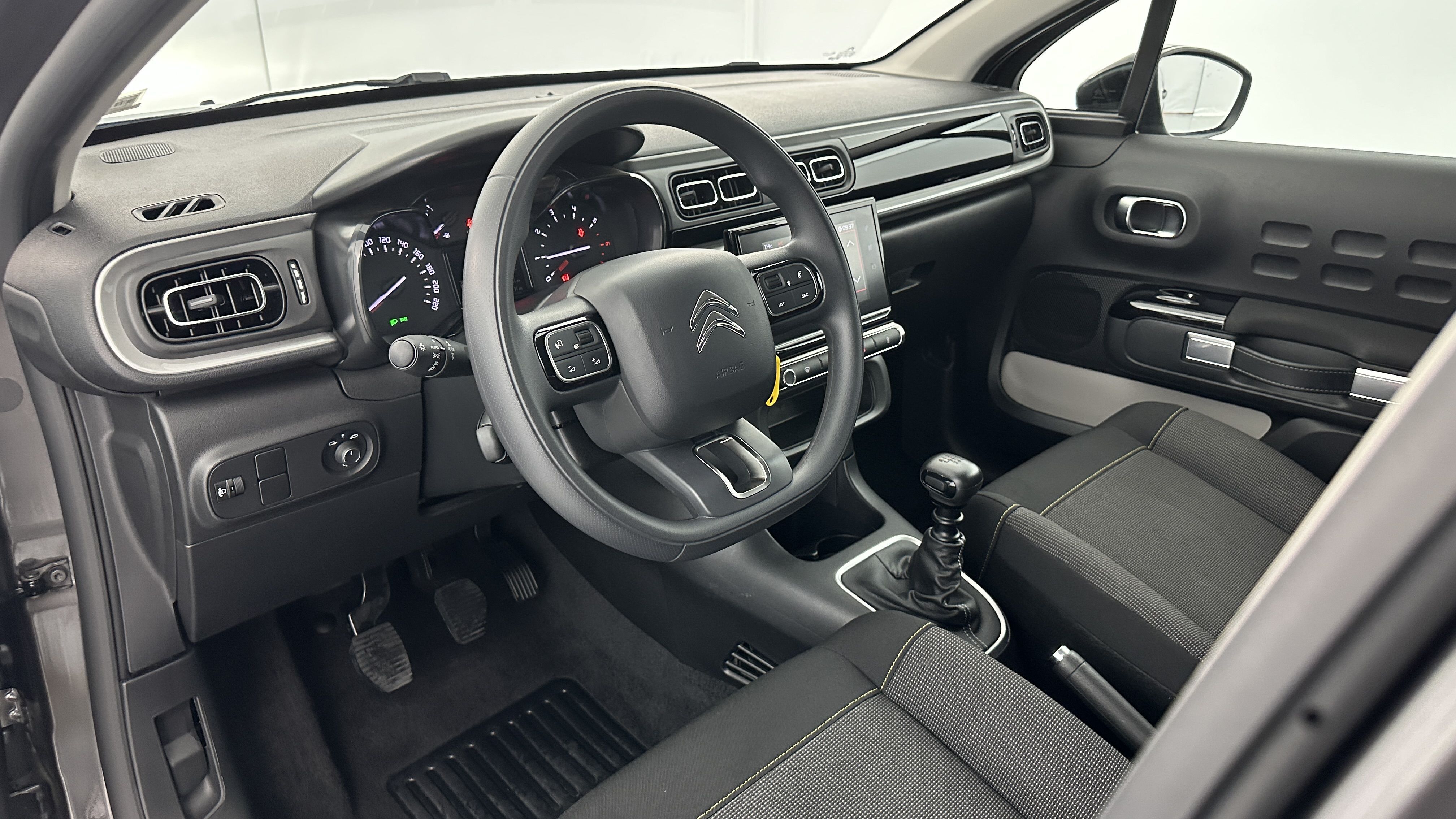 CITROEN C3 — photo 6