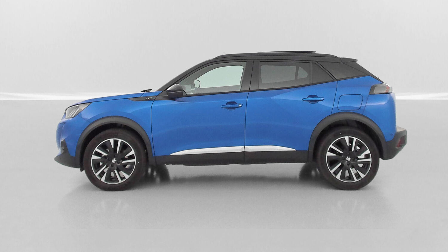 PEUGEOT 2008 — photo 4