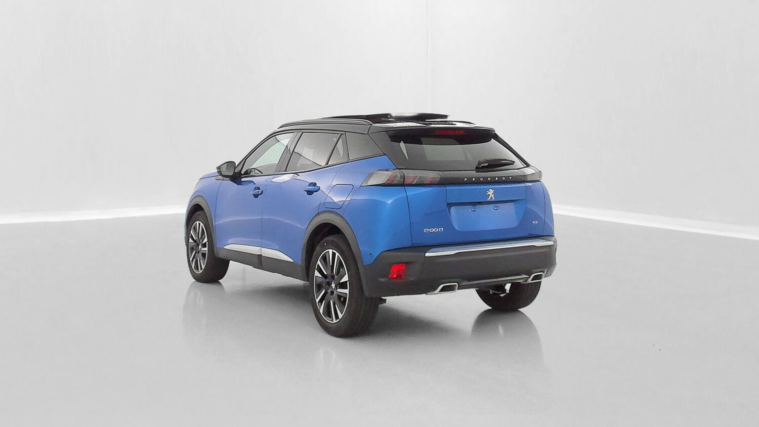 PEUGEOT 2008 — photo 5