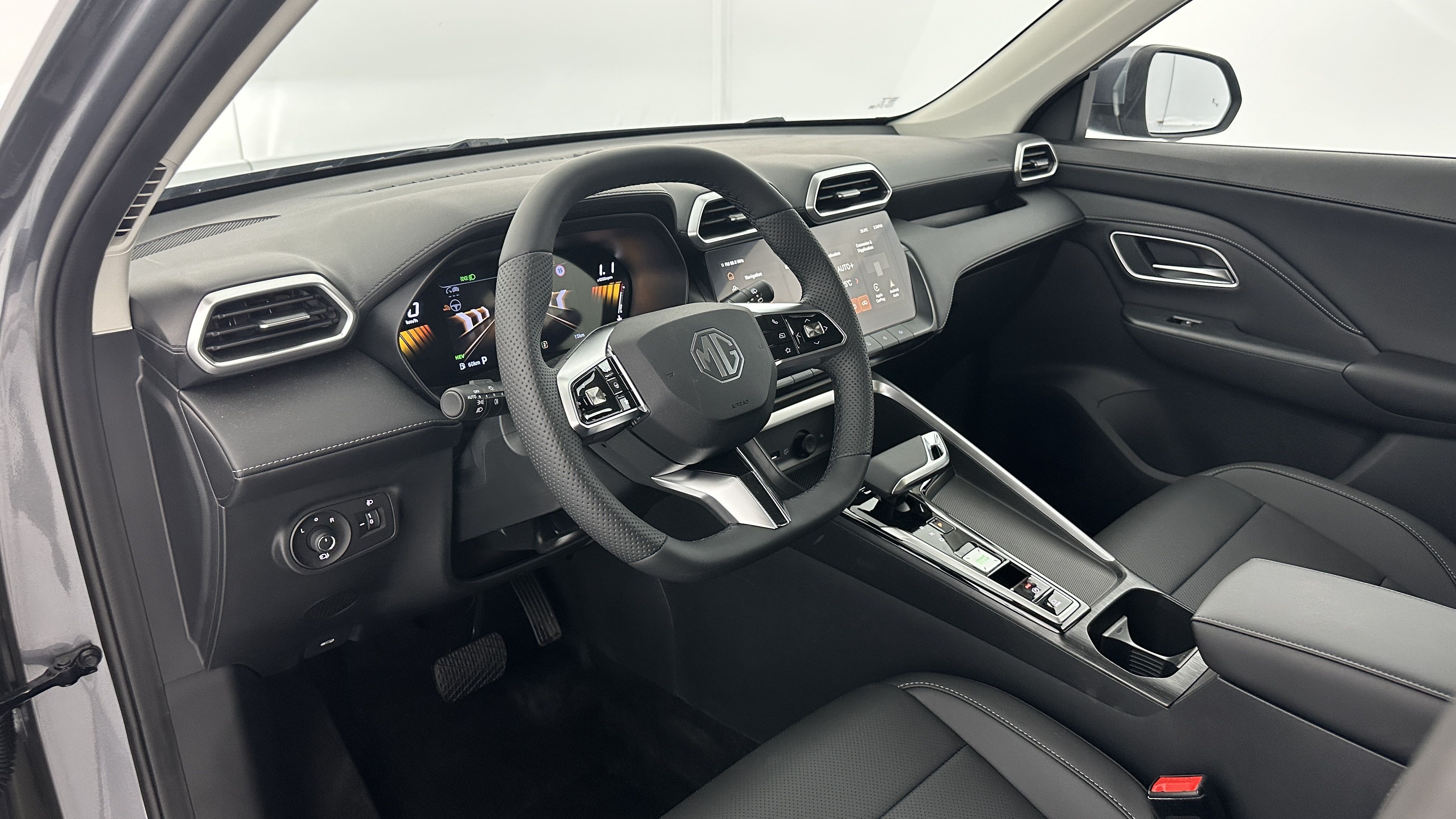 MG ZS — photo 6