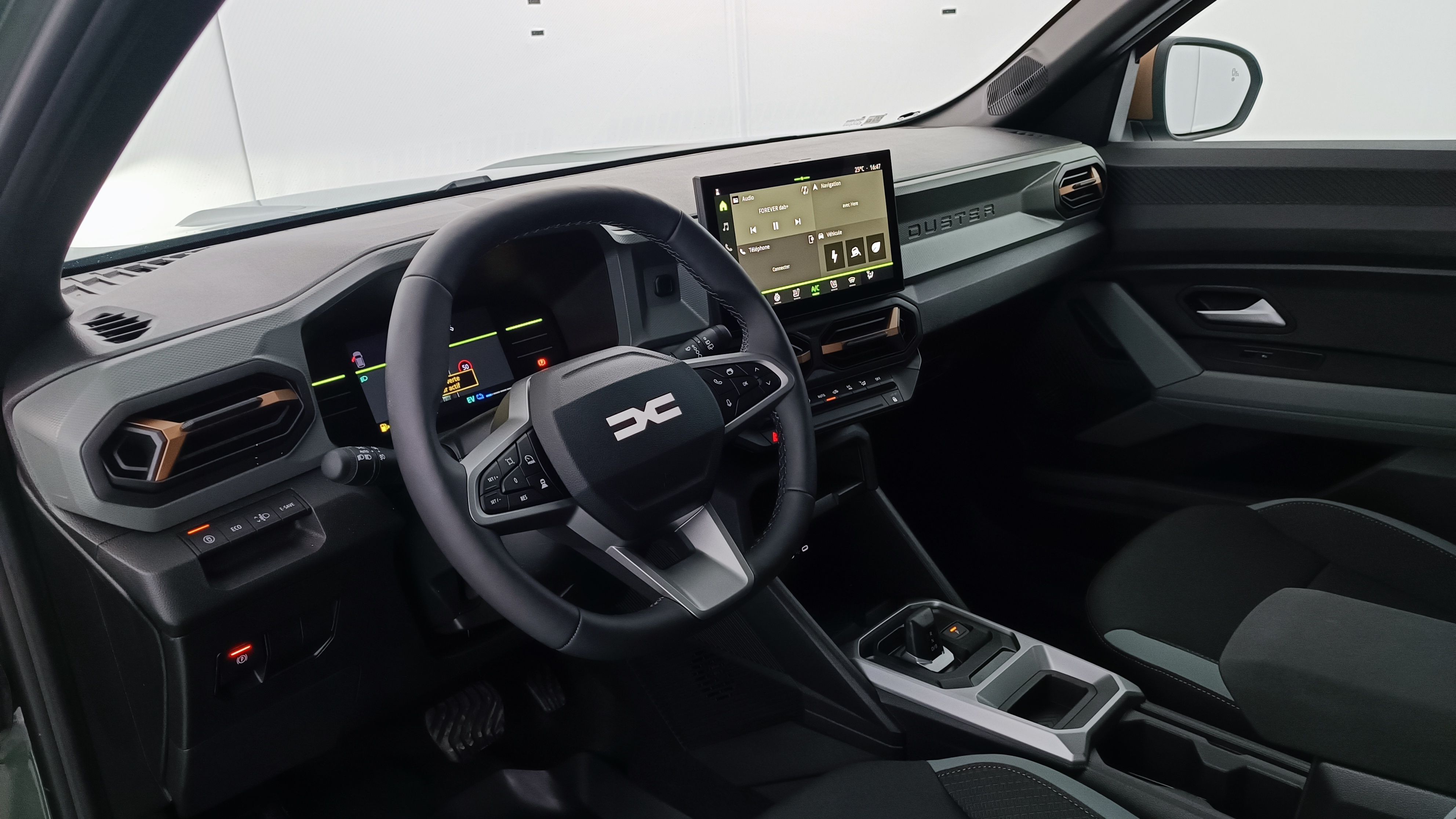 DACIA Duster — photo 6