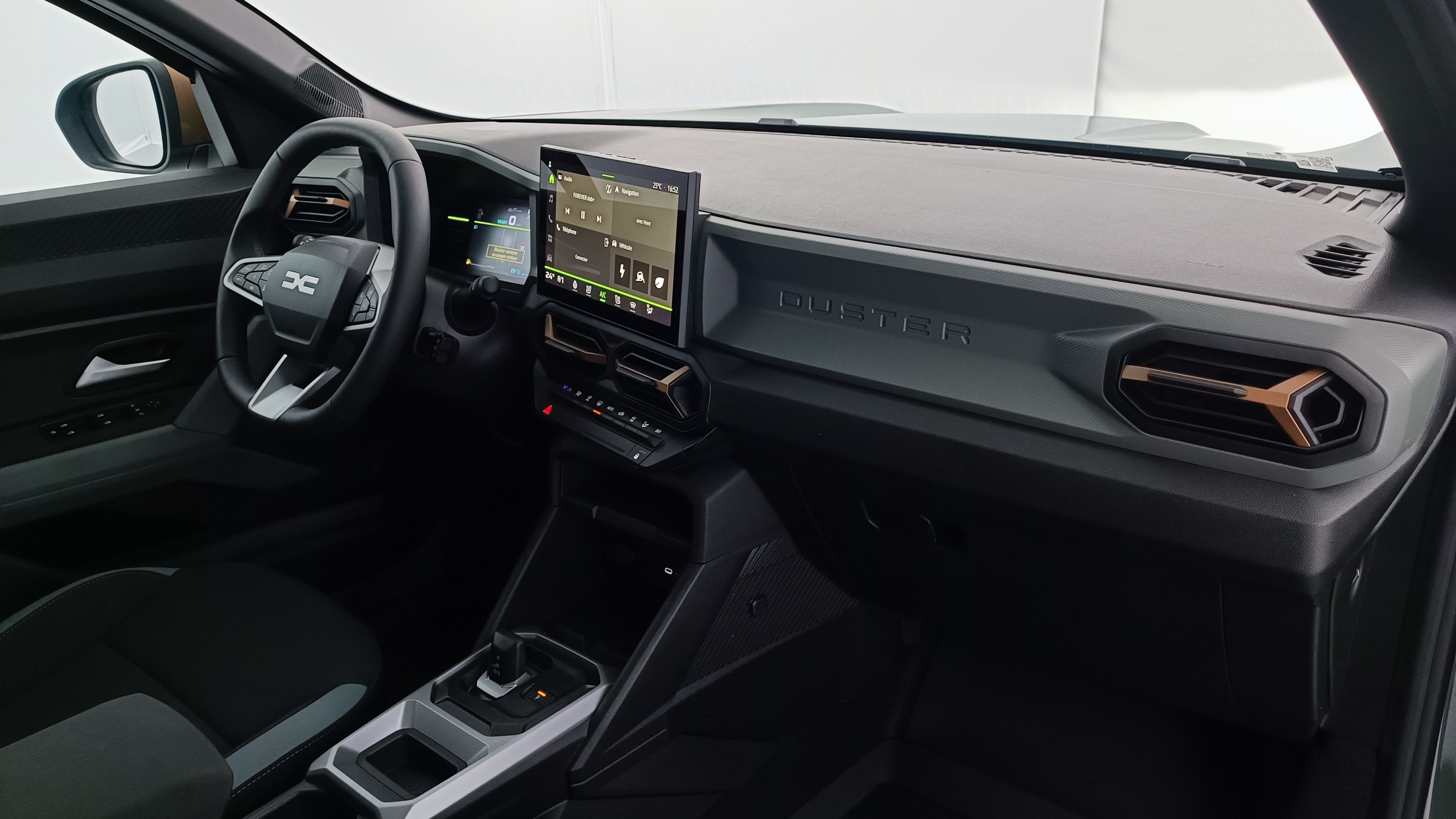 DACIA Duster — photo 8